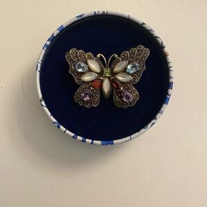 Vintage💗 Elegant Butterfly Brooch with Multicolor Gemstones